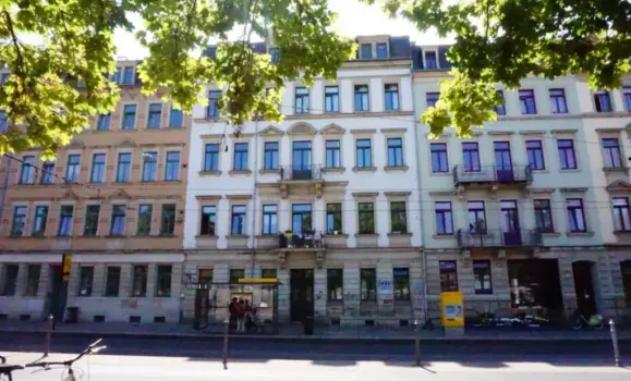 Zweizimmerwohnung mit Blick auf den Alaunpark